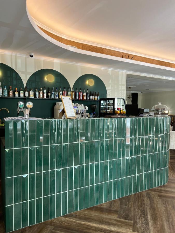 Mleczarnia Hotel Restauracja Chludowo Exteriör bild